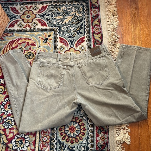 2 pair of EUC Lee Regular Fit Men’s Pants - Picture 7 of 10